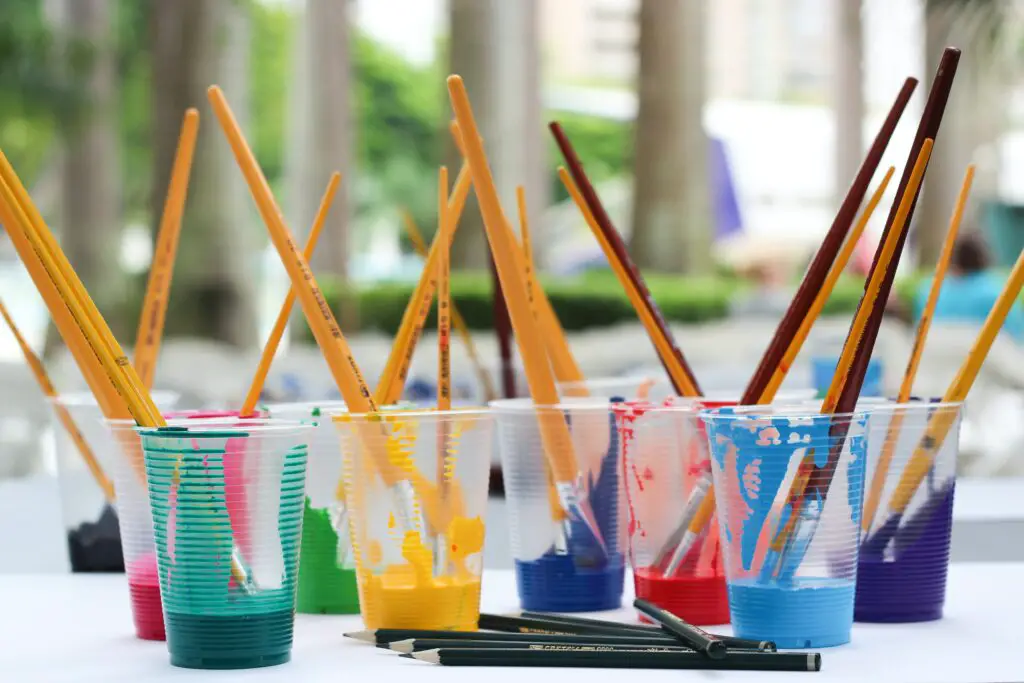 La importancia de las artes en la educación: cómo benefician el aprendizaje de los estudiantes importancia de las artes en la educación